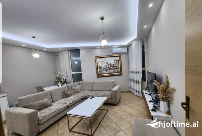 Shtepi ne shitje 1+1 ne Tirane - 93,000 Euro