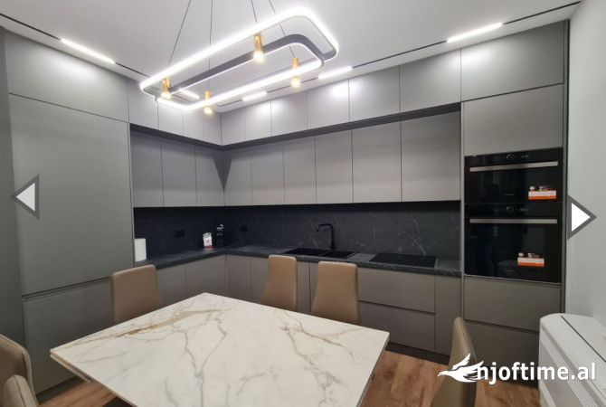 Shtepi me qera Apartament ne Tirane, 2+1, Mobilimi E mobiluar, Pagesa 1,600  Euro.