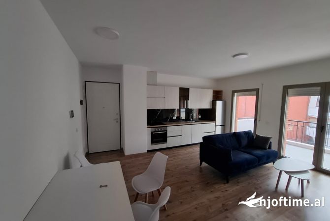 Shtepi me qera 1+1 ne Tirane - 600 Euro