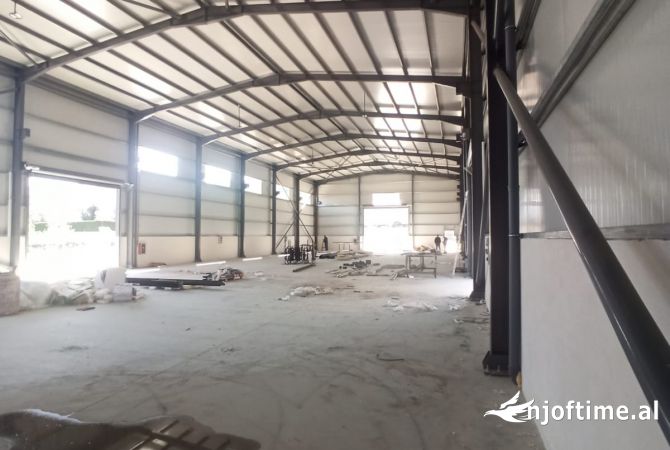 Ambient biznesi me qera 4+1 ne Tirane - 4,500 Euro