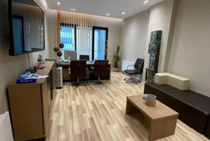 Shtepi ne shitje 2+1 ne Tirane - 286,000 Euro