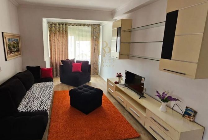 Shtepi ne shitje 2+1 ne Tirane - 120,000 Euro