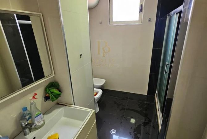 Shtepi ne shitje 2+1 ne Tirane - 120,000 Euro