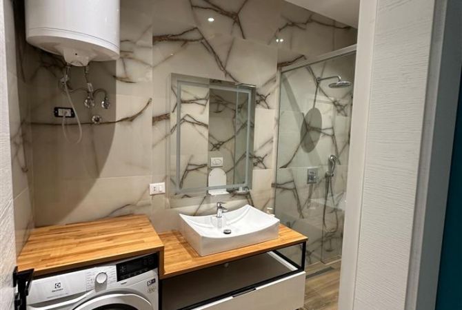 Shtepi me qera 1+1 ne Tirane - 800 Euro
