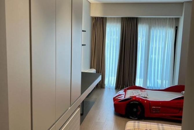 Shtepi ne shitje Duplex(shtepi me 2 kate) ne Tirane, 3+1, Mobilimi E mobiluar, Pagesa 850,000  Euro.