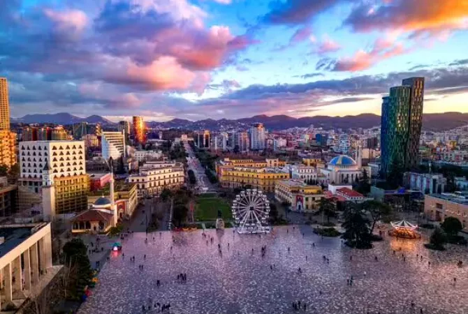 Shtepi ne shitje 1+1 ne Tirane - 210,000 Euro
