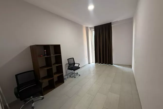 🔑Apartament 1+1 me Qira per Zyra – prane Square 21 ./