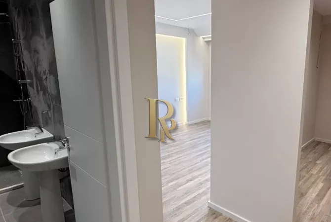 Shtepi ne shitje 3+1 ne Tirane - 300,000 Euro