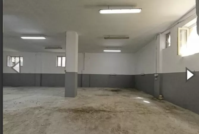 Ambient biznesi me qera 4+1 ne Tirane - 1,300 Euro