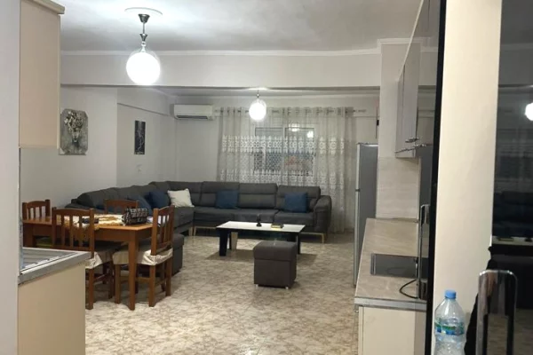 Shtepi me qera 2+1 ne Tirane - 600 Euro