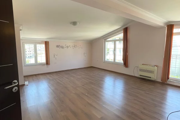 Shtepi ne shitje 4+1 ne Tirane - 850,000 Euro