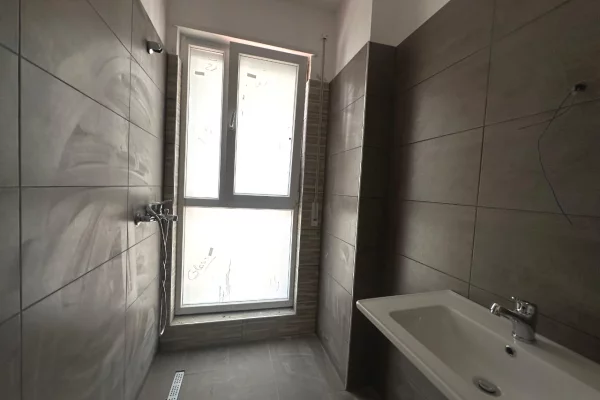 Shtepi ne shitje 2+1 ne Tirane - 182,000 Euro