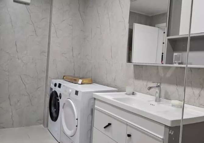 Shtepi ne shitje Apartament ne Tirane, 2+1, Mobilimi E mobiluar, Pagesa 275,000  Euro.