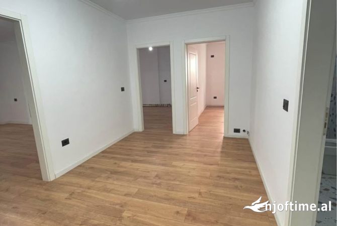 Shtepi ne shitje 2+1 ne Tirane - 150,000 Euro
