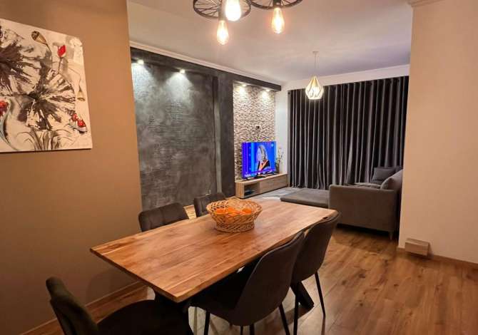 Shtepi ne shitje 2+1 ne Tirane - 230,000 Euro