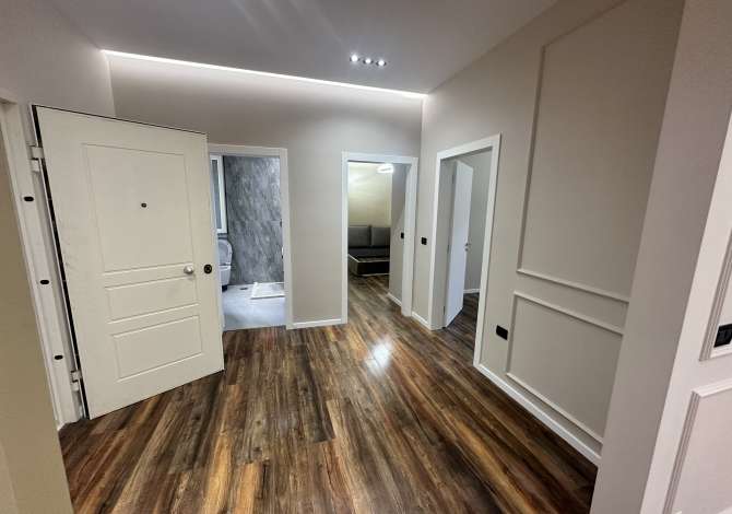 Shtepi ne shitje Apartament ne Durres, 2+1, Mobilimi E mobiluar, Pagesa 248,000  Euro.