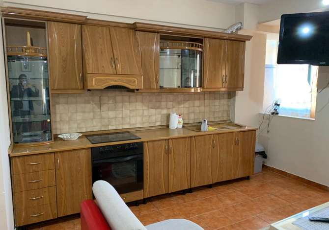 Shtepi me qera 2+1 ne Tirane - 500 Euro