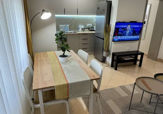 Shtepi me qera 1+1 ne Tirane - 575 Euro
