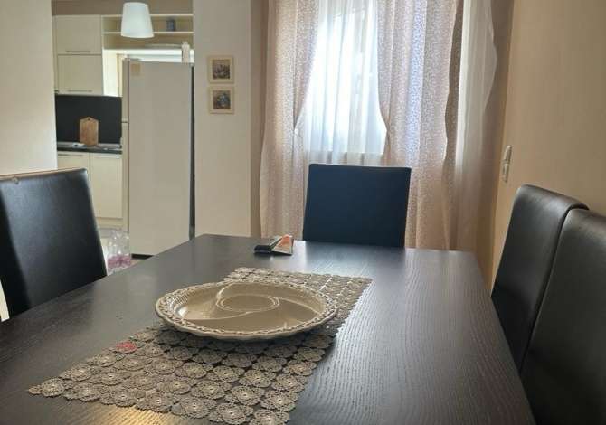 Shtepi me qera 3+1 ne Tirane - 700 Euro