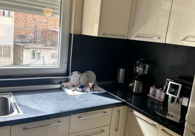 Shtepi me qera 3+1 ne Tirane - 700 Euro