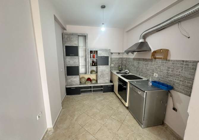 Shtepi me qera 2+1 ne Tirane - 600 Euro