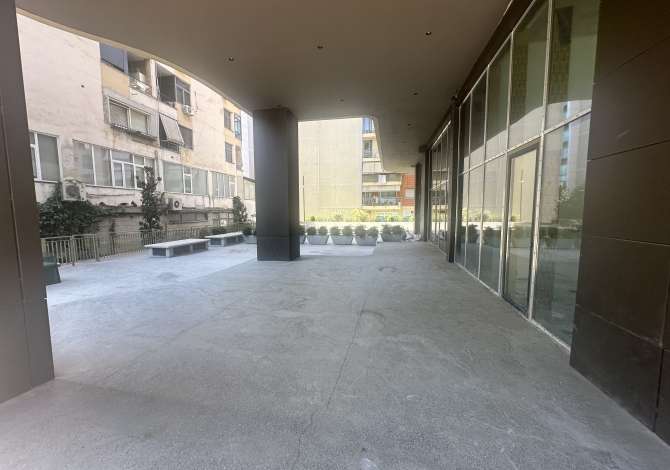 Ambient biznesi me qera 1+1 ne Tirane - 2,500 Euro
