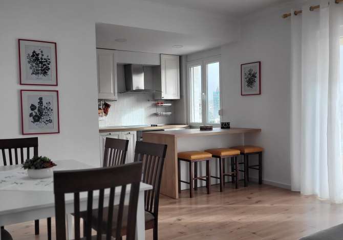 Shtepi me qera 2+1 ne Tirane - 750 Euro