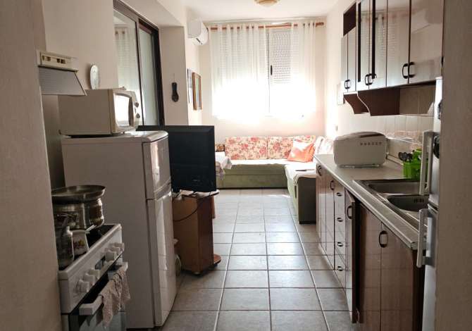 Shtepi me qera 3+1 ne Tirane - 750 Euro