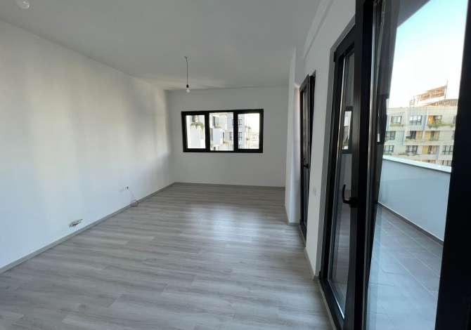 Ambient biznesi me qera 3+1 ne Tirane - 800 Euro