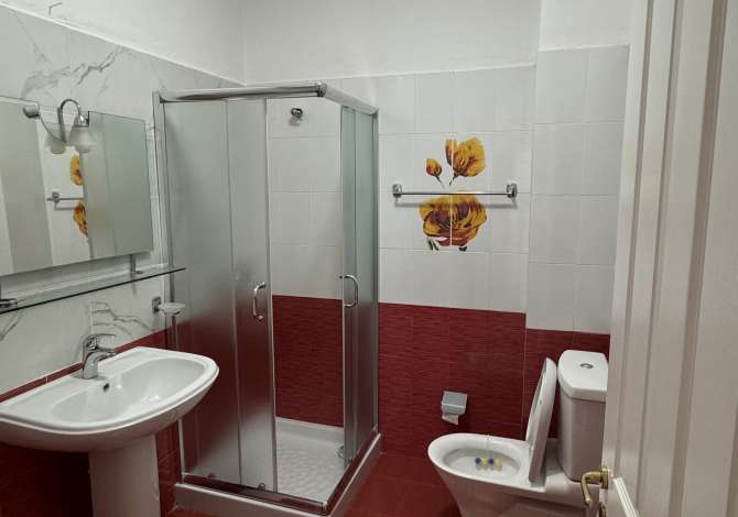 Shtepi me qera 2+1 ne Tirane - 1,000 Euro