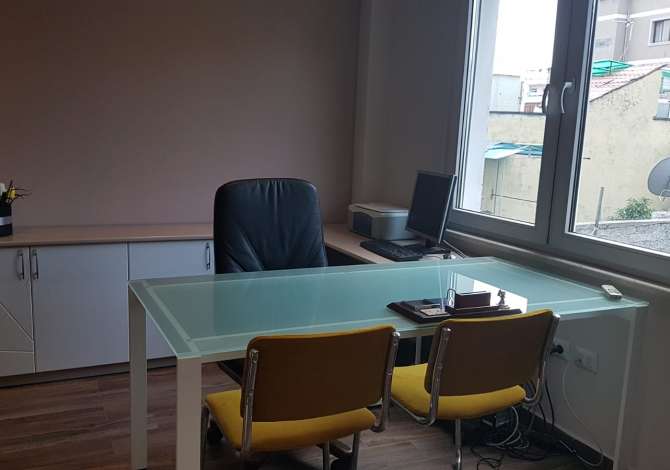 Japim me qira zyre te arreduar 75 m2 te Rr. E Bogdaneve