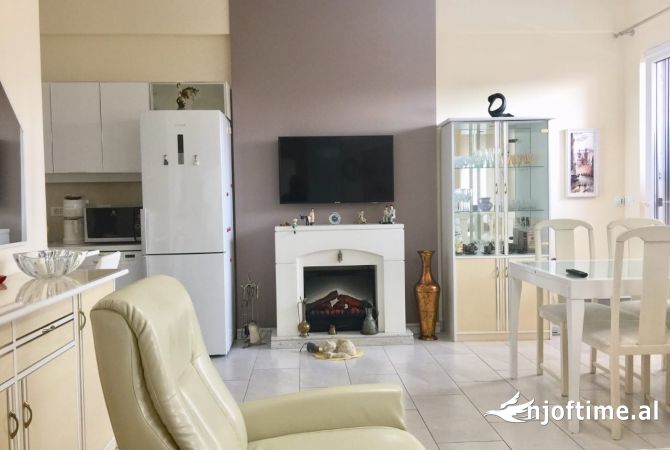 Shtepi me qera 1+1 ne Tirane - 650 Euro