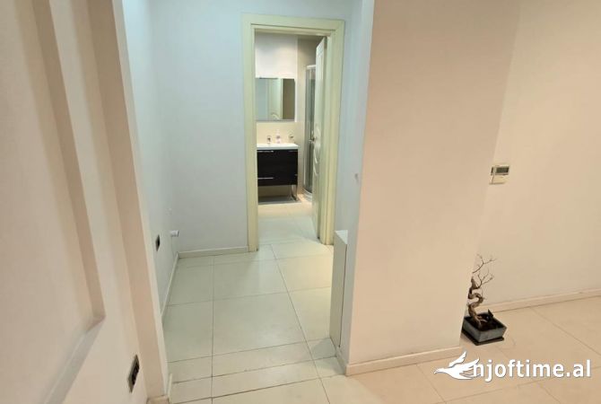 Ambient biznesi ne shitje 3+1 ne Tirane - 345,000 Euro