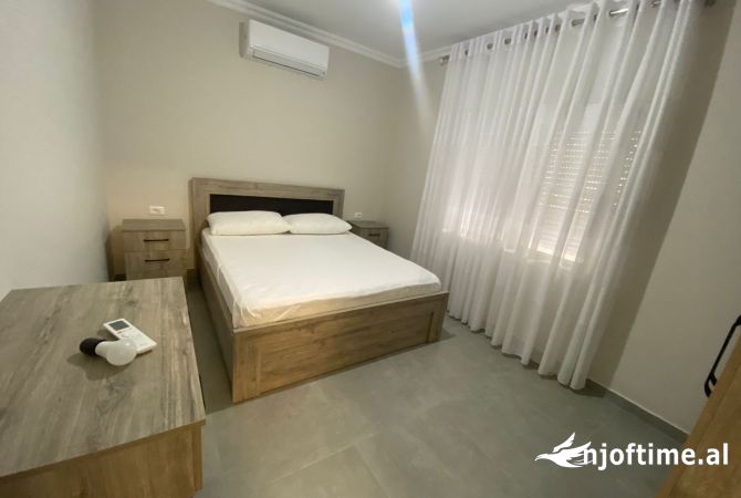 Shtepi me qera 1+1 ne Tirane - 400 Euro