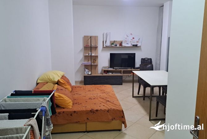 Shtepi me qera Apartament ne Tirane, 1+1, Mobilimi E mobiluar, Pagesa 55,000  Leke.