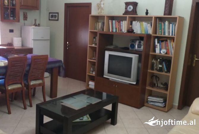 Shtepi ne shitje 3+1 ne Tirane - 110,000 Euro