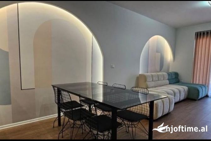 Shtepi ne shitje 2+1 ne Tirane - 275,000 Euro