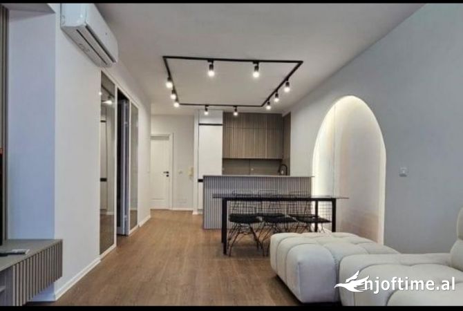 Shtepi ne shitje 2+1 ne Tirane - 275,000 Euro