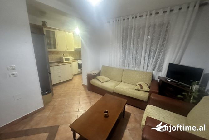 Shtepi ne shitje 1+1 ne Tirane - 120,000 Euro