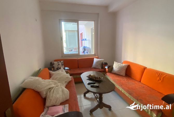 Shtepi me qera 3+1 ne Tirane - 350 Euro