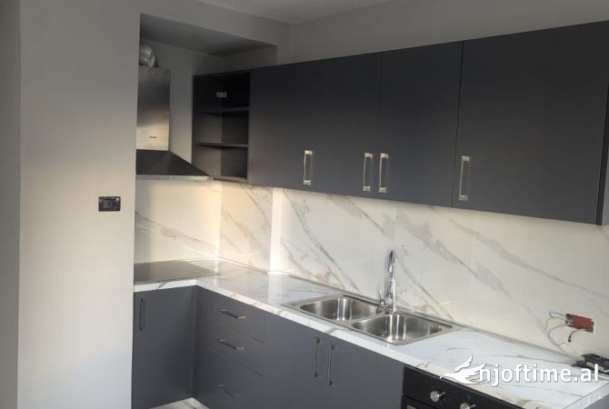 Shtepi me qera 1+1 ne Tirane - 45,000 Leke