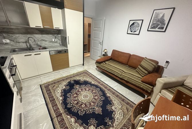 Shtepi me qera 1+1 ne Tirane - 460 Euro