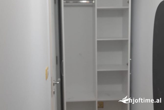 Shtepi me qera Apartament ne Tirane, 1+1, Mobilimi E mobiluar, Pagesa 550  Euro.