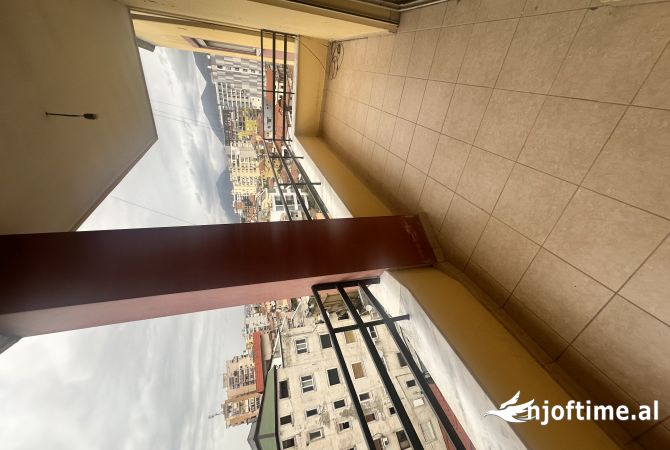 Shtepi me qera 2+1 ne Tirane - 450 Euro