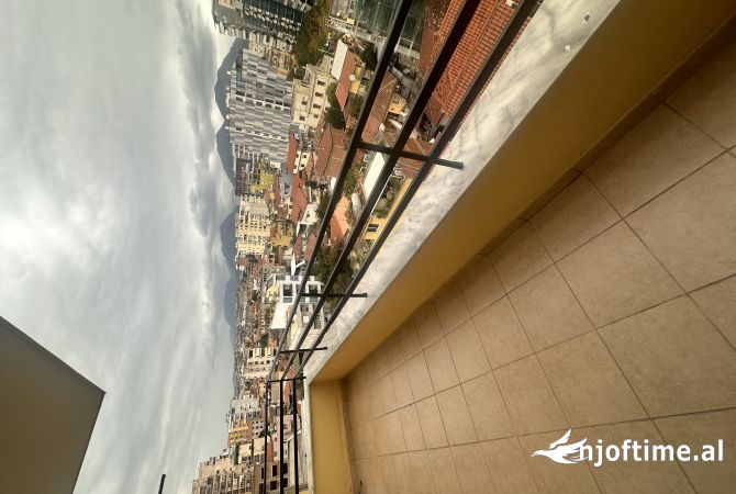 Shtepi me qera Apartament ne Tirane, 2+1, Mobilimi Pjeserisht e mobiluar, Pagesa 450  Euro.