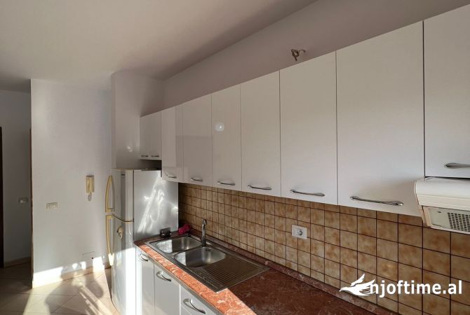 Shtepi ne shitje 1+1 ne Tirane - 160,000 Euro