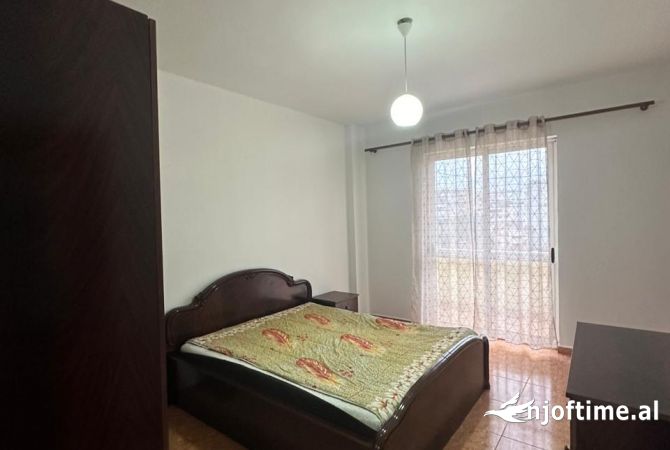 Shtepi me qera 2+1 ne Tirane - 45,000 Leke