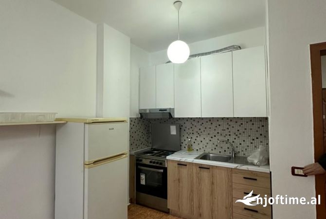 Shtepi me qera 2+1 ne Tirane - 45,000 Leke