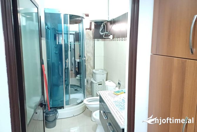 Shtepi me qera Shtepi Private ne Tirane, 2+1, Mobilimi E mobiluar, Pagesa 600  Euro.