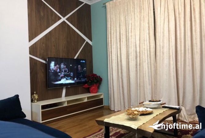 Shtepi me qera 2+1 ne Tirane - 600 Euro